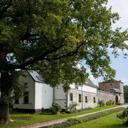 La Tour De La Chapelle Couthuin