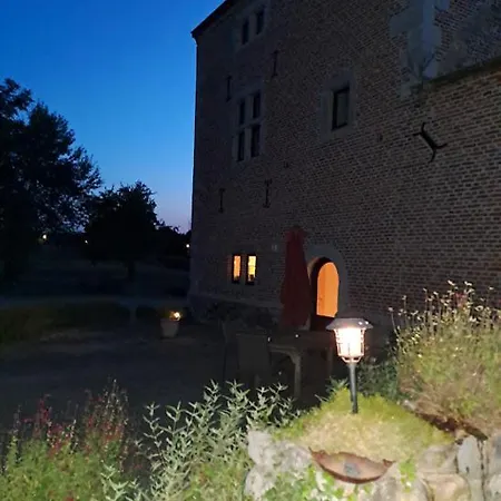 La Tour De La Chapelle Hébergement de vacances Couthuin